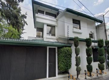 Casa de 5 habitaciones, Iztapalapa · Hermosa Casa de Tres Pisos a La Venta Ubicada en Paseos de Churubusco, Iztapalapa, Ciudad de Mexico