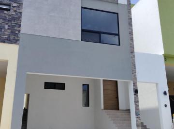 Casa de 4 habitaciones, García · Casa en Venta en Santoral