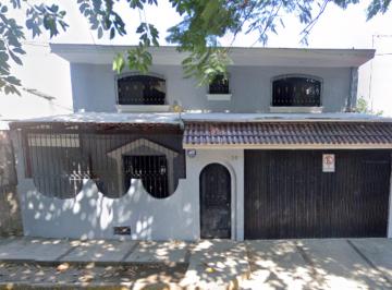 Casa de 5 habitaciones, Zapopan · Venta de Casa en Zapopan Jalisco Los Cipreses
