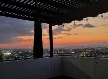 Casa de 4 habitaciones, Querétaro · Casa en Venta con 4 Recámaras en Vista Dorada, Querétaro