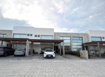 Casa en condominio de 3 habitaciones, Calimaya · Renta Valle de Las Fuentes