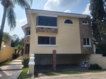 ab5356aa0f8f934ca2247e8c1c595cb5473285b089d84a74a279b270229c720b · Casa en Renta en Puerta de Hierro