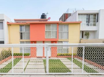 Casa de 4 habitaciones, Naucalpan de Juárez · Venta de Casa en Naucalpan de Juarez Estado de Mexico.