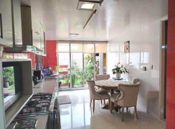 Casa de 4 habitaciones, Naucalpan de Juárez · Casa en Venta en Echegaray con Uso de Suelo Mixto