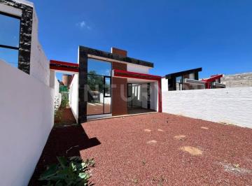 Casa · 150m² · 3 Recámaras · 3 Estacionamientos · Casa en Venta en Margaritas 26 - B, Bordo Blanco, Tequisquiapan, Qro