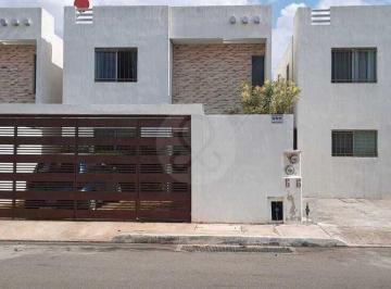 Casa · 176m² · 3 Recámaras · 2 Estacionamientos · Casa en Venta en Fraccionamiento Las Américas