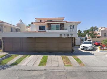 Casa de 6 habitaciones, Zapopan · Casa Eb Venta en Blvrd Bugambilias Zapopan