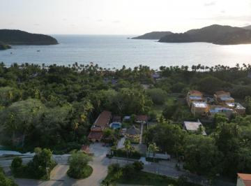 Terreno / Lote , Zihuatanejo de Azueta · Venta de Terreno en La Colonia La Ropa