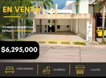 Casa · 268m² · 3 Recámaras · 4 Estacionamientos · Casa en Gran Jardín
