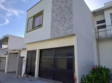 1 · Casa en Renta en Santa Catarina, Privadas del Poniente