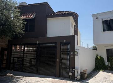 Casa de 4 habitaciones, Guadalupe · Casa en Renta | Privada San Carlos, Guadalupe, Nuevo León