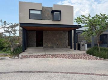 523dff8ac2fe3e2f05e7f4cb45137ce904035da235708d2f66ee5651eae9a510 · Casa Amueblada en Renta en Altozano Querétaro