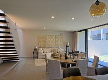 db5a5f30b49eff1626dce1e67fc5ac99fed9ab5f431ff7965ded530e5326d912 · Casa Nueva en Venta en Condominio en Querétaro