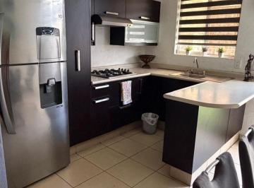 Casa en condominio de 2 habitaciones, San Pedro Tlaquepaque · Renta Casa Amueblada en Coto Loreto Santa Anita
