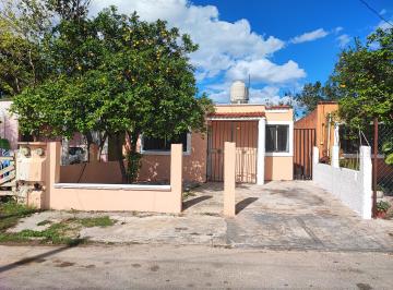 Casa de 3 habitaciones, Kanasín · Venta de Casa Fracc, Reparto Granjas.