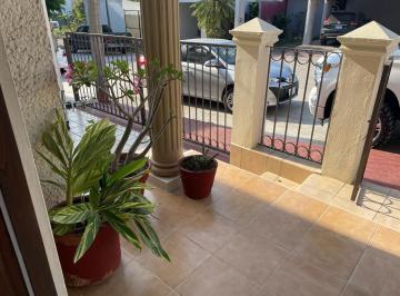 Casa · 110m² · 2 Recámaras · 1 Estacionamiento · Departamento en Lindavista