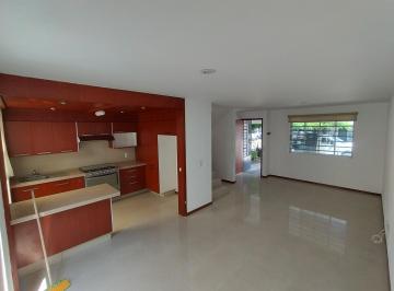 Casa de 4 habitaciones, Zapopan · Casa en Renta