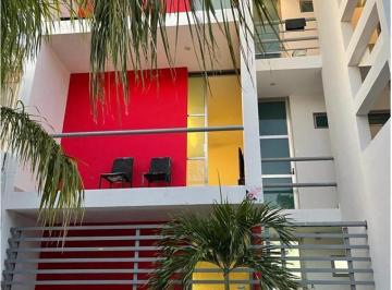 Edificio · 357m² · 7 Recámaras · 4 Estacionamientos · Edificio Comercial en Venta en Sm 503