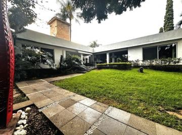 Casa de 5 habitaciones, Cuernavaca · Casa de un Nivel Cuernavaca en Jardines de Cuernavaca Al Lado de Parque