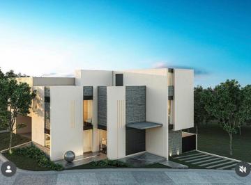 Casa en condominio · 230m² · 4 Recámaras · 2 Estacionamientos · Hermosa Casa en Venta en Coto Encinos