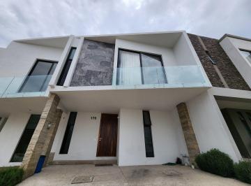 1173d2b3066b33e7110a1e52a68f45a3acfa11a43591c25d13cfbe9a3c43ae8c · Casa en Renta en Capital Norte, Dentro de Coto Alicante