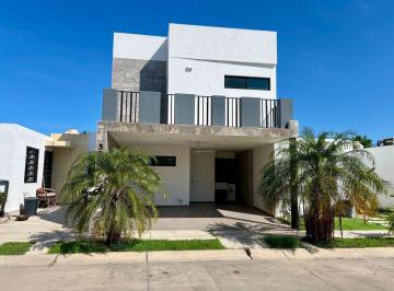 Casa · 200m² · 3 Recámaras · 2 Estacionamientos · Casa en Renta | Real del Valle – Coto 16