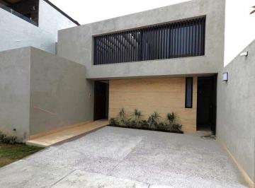 ee84cd1e89f9df43254c38d1bed2578a361c5becec29c5a285da935a13227216 · Casa en Venta en Fracc. Lomas del Pedregal