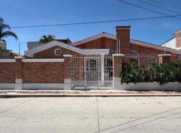 Casa de 2 habitaciones, San Francisco del Rincón · Casa de Una Planta en Venta en San Francisco del Rincón, Gto.