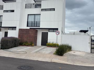 Casa en condominio de 4 habitaciones, El Marqués · Renta de Casa en Kerenda Residencial