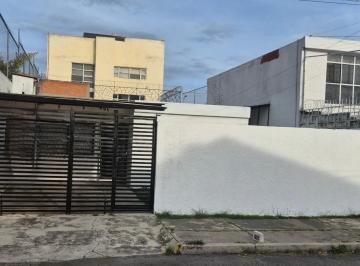 Casa · 120m² · 1 Estacionamiento · Venta de Casa en Jardines de San Manuel Puebla