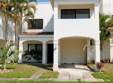 Casa de 3 habitaciones, Boca del Río · Casa en Renta en Quintas Al Andalus, Boca del Río