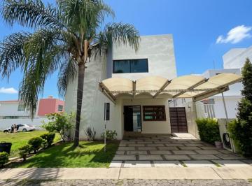 Casa de 3 habitaciones, Tlajomulco de Zúñiga · Casa en Renta Casa Fuerte, Tlajomulco de Zuñiga, Jalisco