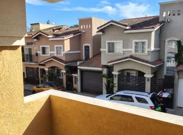 Casa de 3 habitaciones, Tijuana · Casa en Renta en Otay Lago – Amplia y Funcional