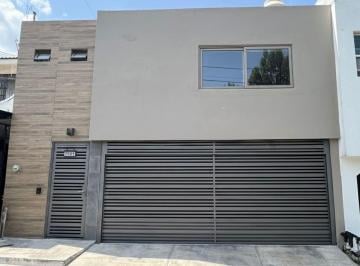 Casa de 3 habitaciones, Monterrey · Casa en Venta Satelite Balcones de Mederos