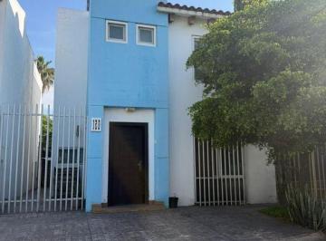 Casa en condominio · 127m² · 3 Recámaras · 3 Estacionamientos · Casa en Renta en Fraccionamiento Bonanza