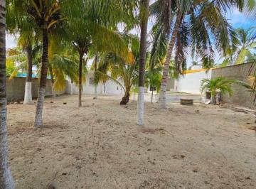 Casa de 4 habitaciones, Progreso · Casa en La Playa a Solo 150 m del Mar | Chelem, Yucatán.