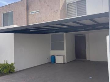Casa · 187m² · 3 Recámaras · 2 Estacionamientos · Casa en Renta en Coto Rincon 2 Zona La Querencia