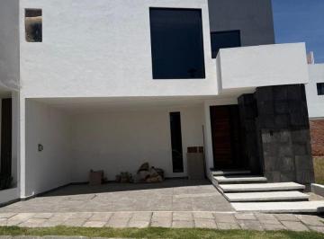 Casa de 3 habitaciones, Puebla · Casa en Venta $3,350,000 Fracc. Punta del Sol. Periférico, 14 Sur, 24 Sur. Buap, Lomas del Valle