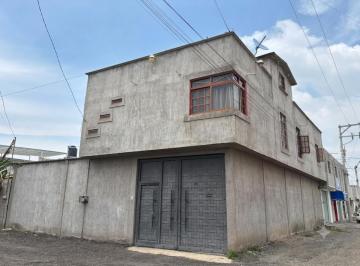 Casa de 3 habitaciones, Chicoloapan · Casa Habitación con Espacio Para Negocio