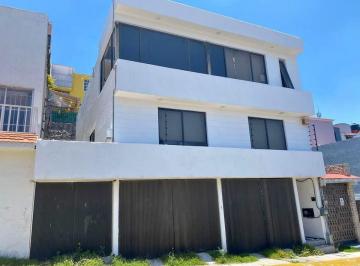 Casa de 3 habitaciones, Naucalpan de Juárez · Casa en Renta en Lomas Verdes 3ra Secc, Amplia y Funcional.