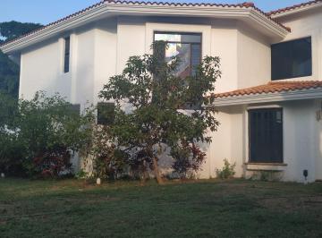 Hermosa casa en el Cid con vista al campo de golf, para renta anual, cuenta con  · Hermosa Casa en El Cid Frente Al Campo de Golf