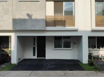Casa de 4 habitaciones, Zapopan · Casa de 4 Recamaras en Renta en Real del Carmen