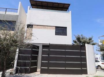283684e0bd58bedbaed7cdda03871c3e90029b0054f8643731fb004f5fbe6a18 · Casa Amueblada Acanto Residencial Apodaca
