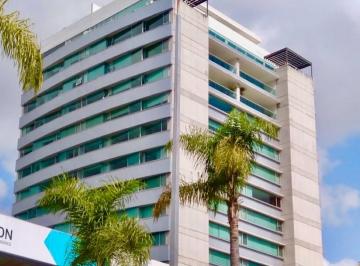 Departamento · 240m² · 3 Recámaras · 2 Estacionamientos · Departamento Torres Palmas, Zona Angelópolis, Puebla