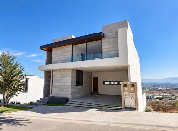 Casa de 3 habitaciones, San Luis Potosí · Casa en Venta en Villandares, Pedregal, San Luis Potosí