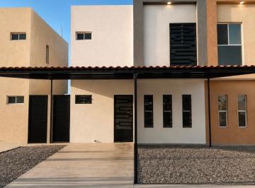 N/A · Casa en Venta Totalmente Equipada y Lista Para Habitar, Veredas de San Miguel
