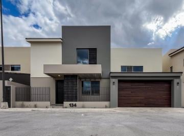 N/A · Casa en Venta en Via By Calzada con Recamara Principal en Planta Baja