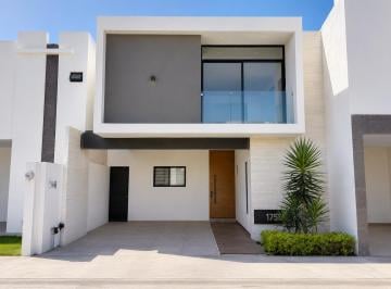 N/A · Casa en Renta en Villas del Renacimiento | 3 Recámaras, Cochera Techada y Equipada