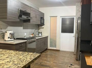 Casa de 3 habitaciones, San Luis Potosí · Casa en Venta Privada La Cantera