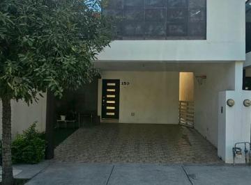 Casa de 3 habitaciones, Santa Catarina · Oportunidad de Casa en Renta con Excelente Ubicación